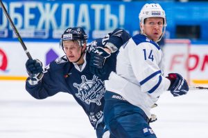Зачем покупают билеты на матчи хоккейного клуба