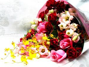 Какие цветы подарить на юбилей